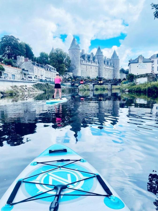 Le Vieux Moulin Gites - A Charming Stone Cottage With Garden View And Seasonal Pool Guégon Eksteriør bilde