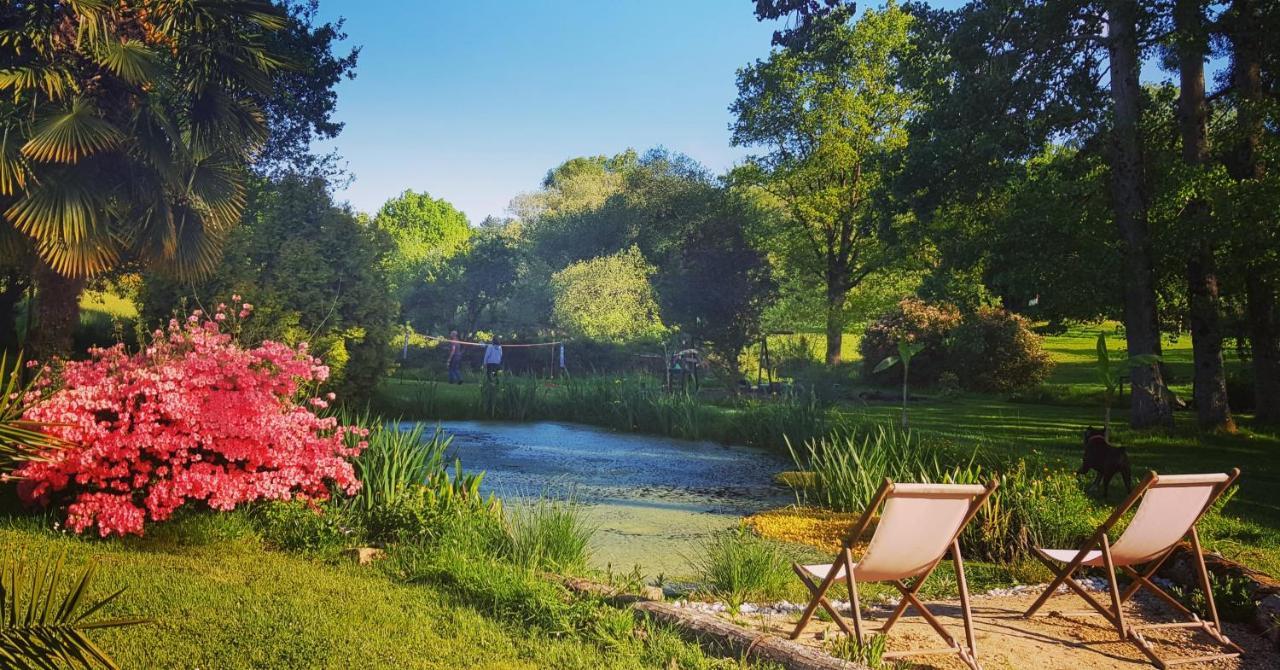 Le Vieux Moulin Gites - A Charming Stone Cottage With Garden View And Seasonal Pool Guégon Eksteriør bilde